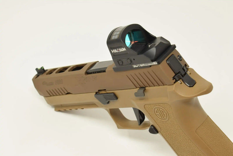 Sig Sauer® P320 - M17 Pistol - Modular Red Dot Adapter - OuterImpact